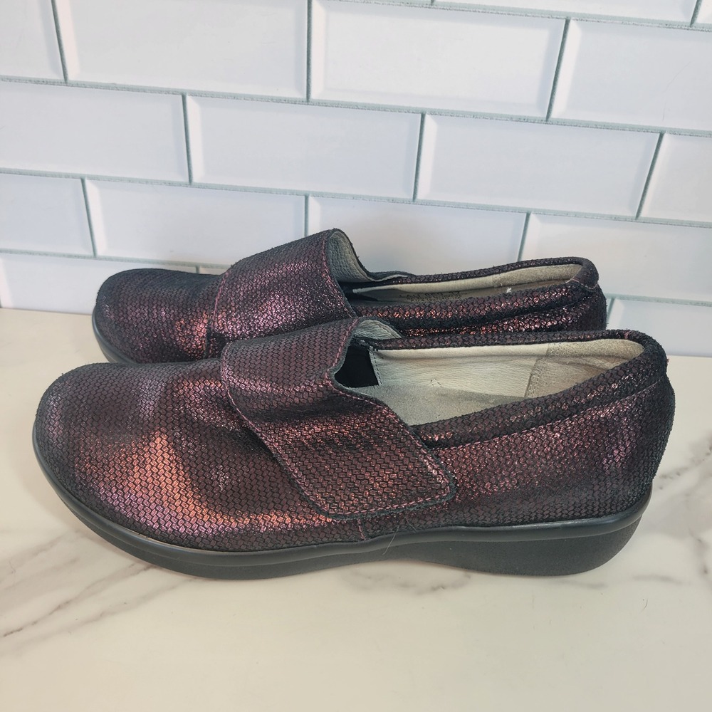 Alegria Lauryn Clogs Womens Size 41 10.5 11 Comfort Wine Metallic Leather‎ Strap